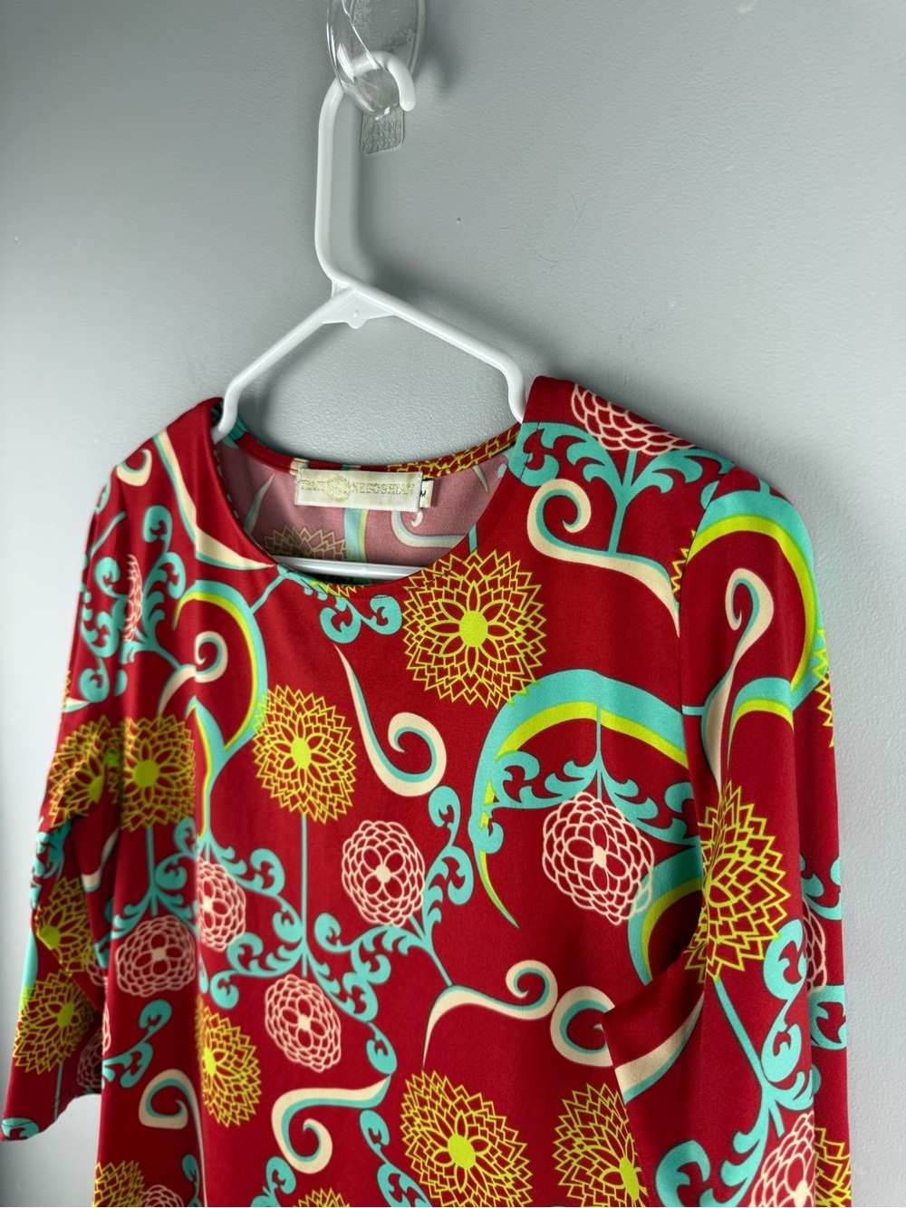 Tracy Negoshian Women’s Red Floral Scroll Pattern 3/4 Sleeve Midi Dress SZ M